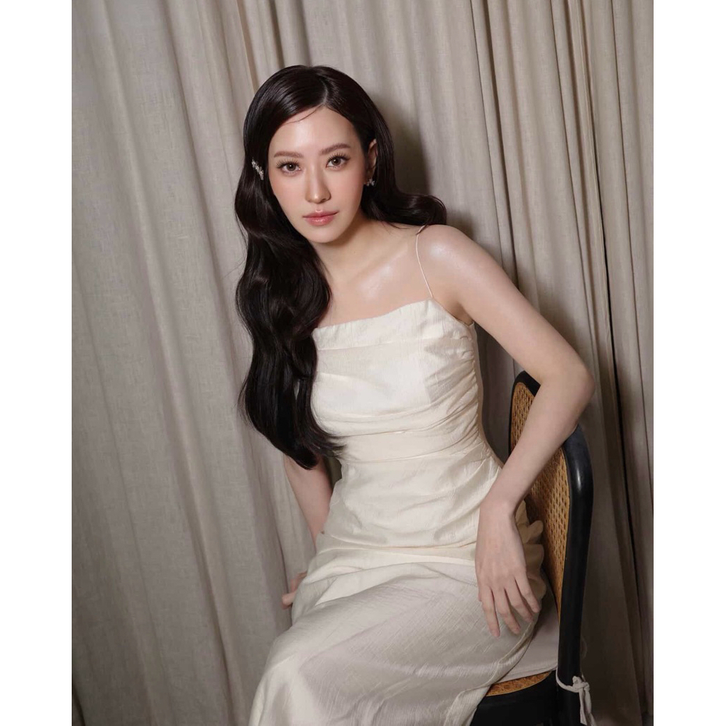 BROWN.BKK - LIKE JENNIE ใส่แล้วรู้สึกมีซีน มี movement สวยจับทุกมุมกล้องแบบไม่มีสะดุด