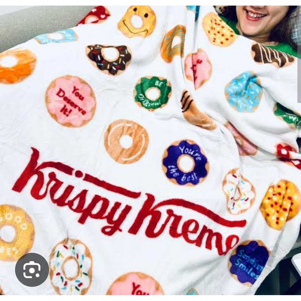 ผ้าห่ม Krispy Kreme ลิขสิทธิ์แท้ แฟนคริสปี้ครีมห้ามพลาด กับสินค้าพรีเมียมตัวใหม่ "ผ้าห่มโดนัท"  Kris