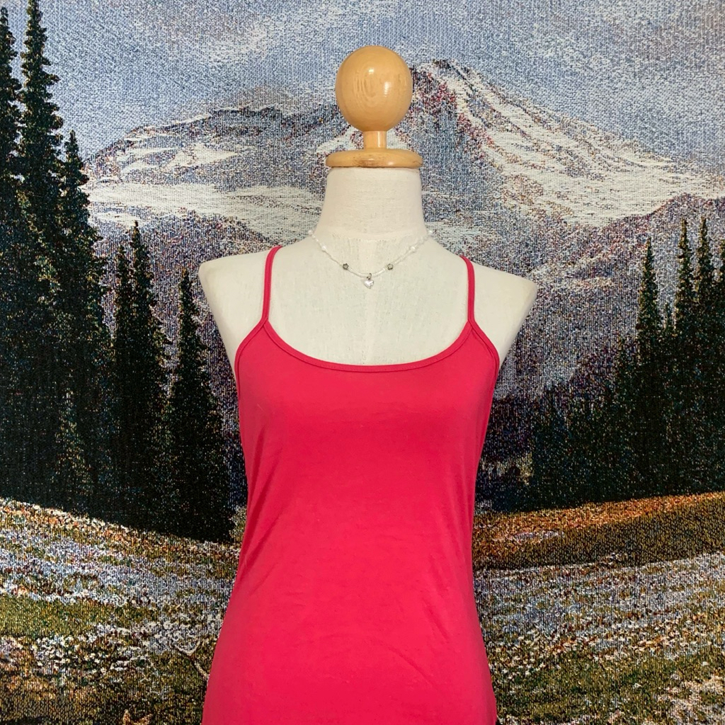 เสื้อสายเดี่ยว Cecil Mcbee สีชมพู อก32-34 มือสอง