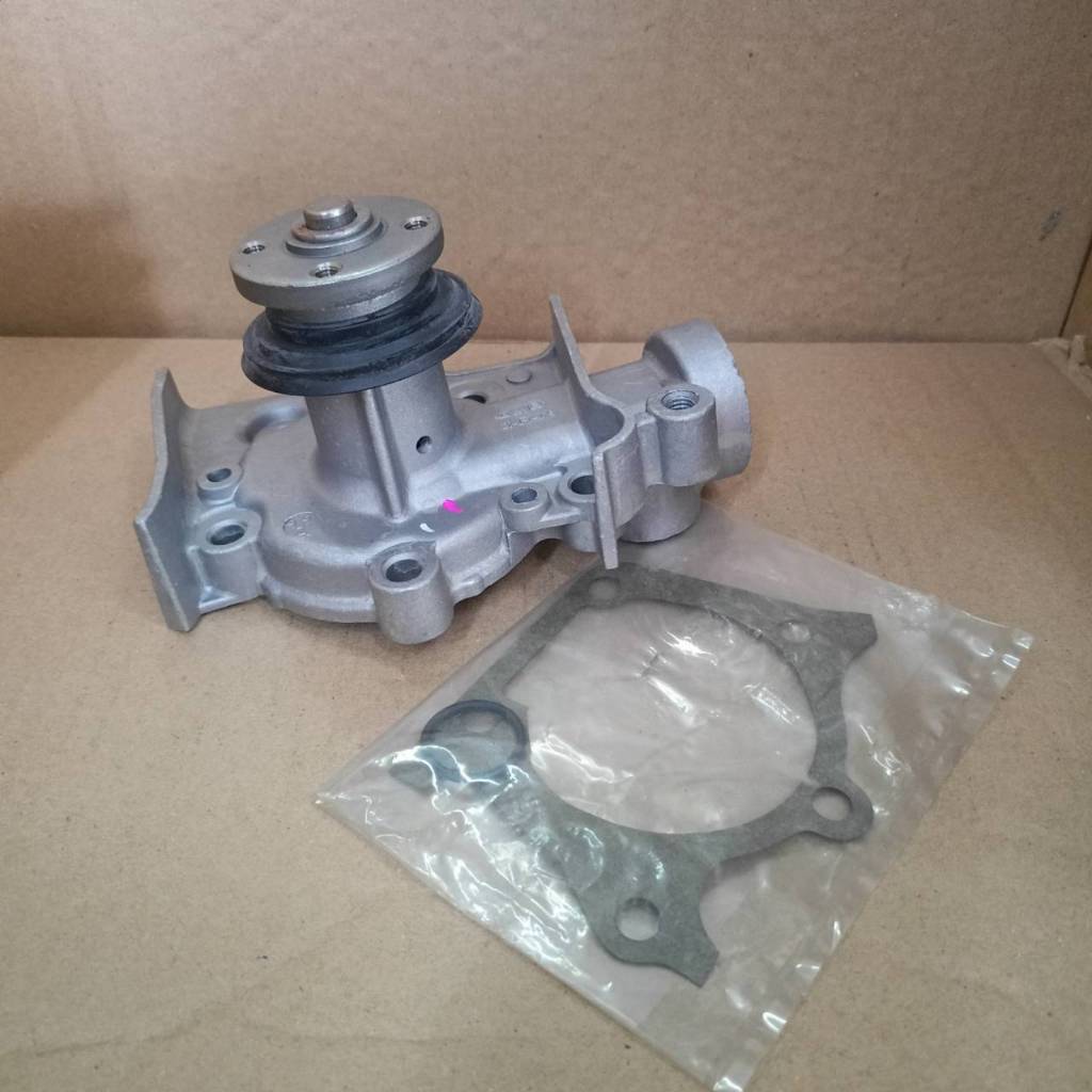 ปั้มน้ำ  DAIHATSU MIRA ไดฮัทสุ มิร่า คอสั้น ยี่ห้อ GMB เบอร์ GWD-29A โปรลดราคาพิเศษ