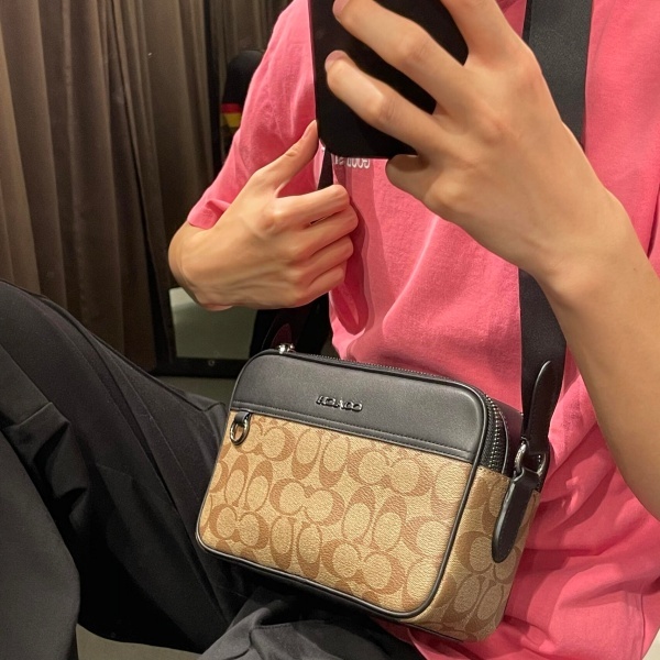 🔥 ของแท้ 100% 💖Coach Graham กระเป๋ากล้อง กระเป๋าสะพายข้าง/สะพายไขว้ สำหรับผู้ชาย - รูปที่ 3
