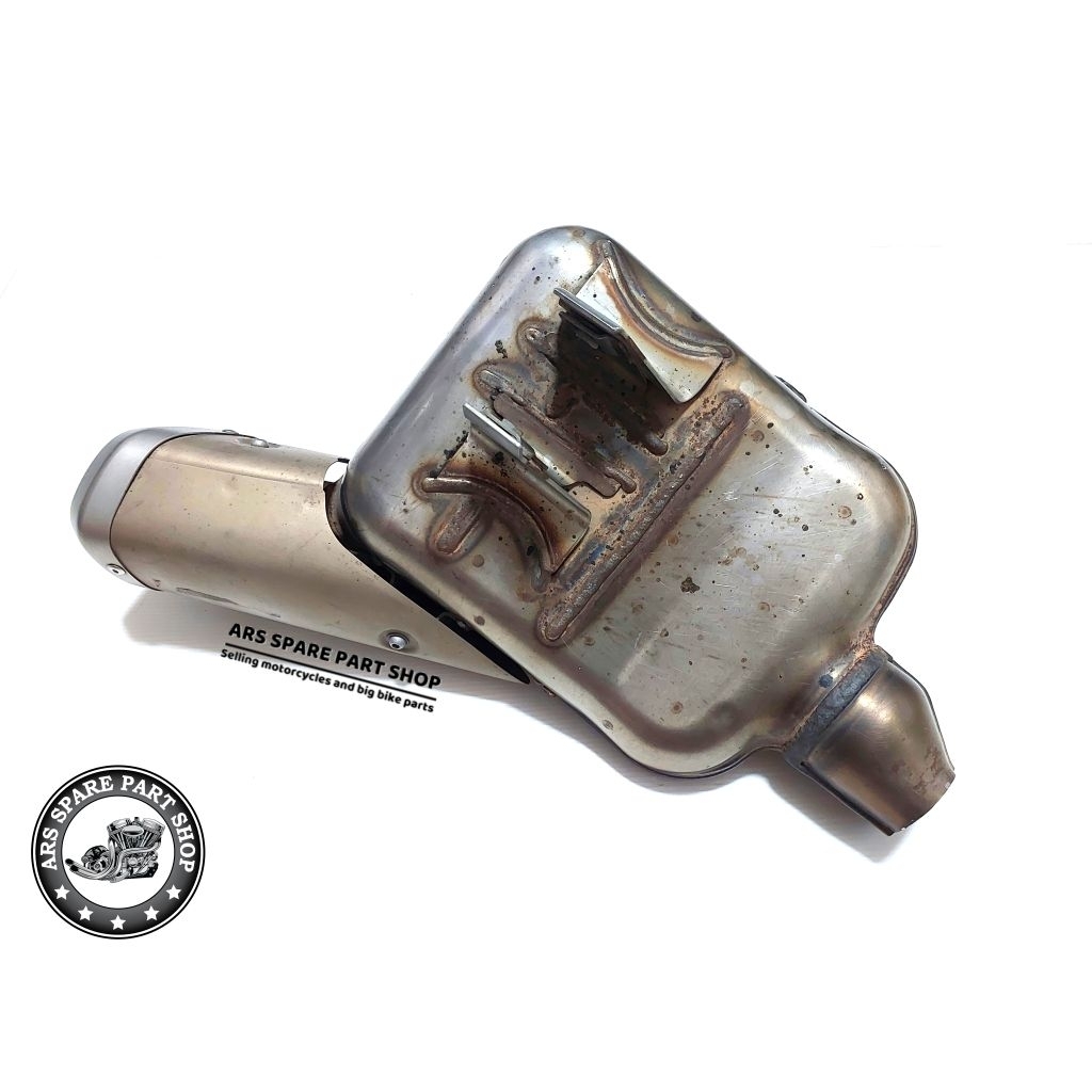 ปลายท่อเดิม  YAMAHA MT07