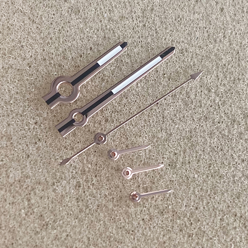 39MM Rose Gold Watch Case/Watch Strap/Watch Hands อุปกรณ์เสริมนาฬิกาหลายตัวเลือกสำหรับเคลื่อนไหวควอต