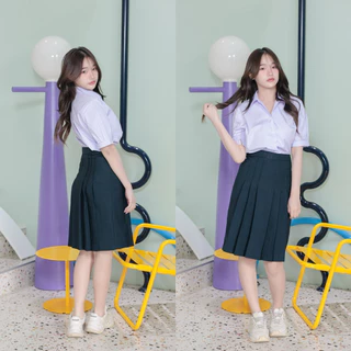 กระโปรงนักเรียนทรงแคบ สีกรมเข้ม-สีดำ ยาว 22-26นิ้ว ตีเกร็ด 5.5 นิ้ว ผ้ามันดีวาย มีกระเป๋าลับ กระโปรมอปลาย (มีบิลให้)