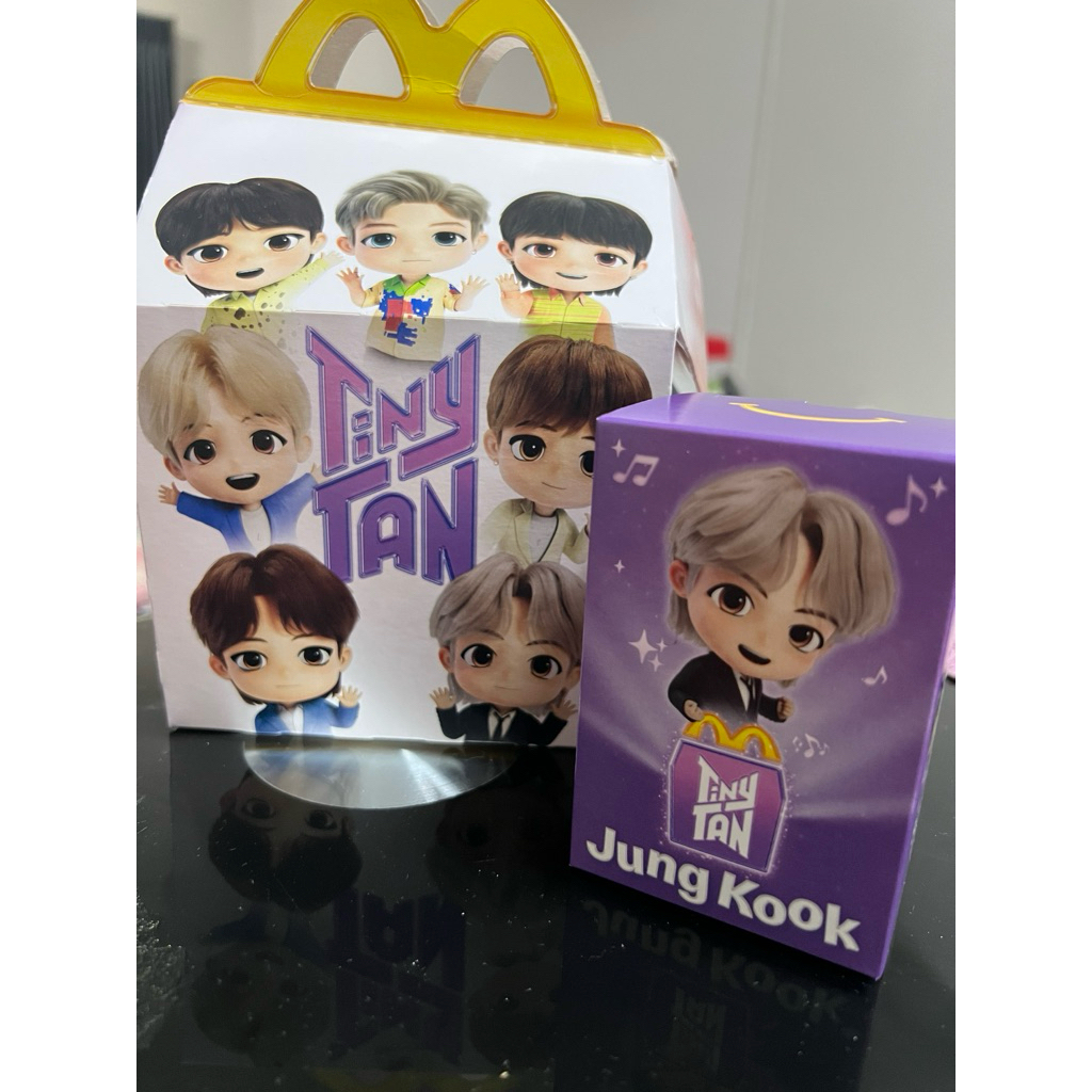 ของเล่นสะสม TinyTAN Jung Kook จากชุด Happy Meal ของ McDonald's  #BTS