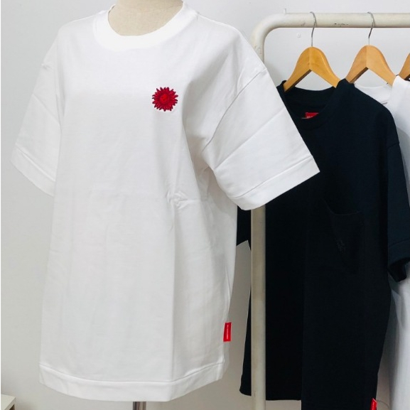 Red Sunflower T-Shirt (Unisex)