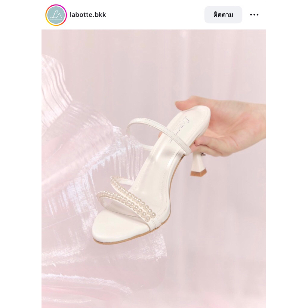 ส่งต่อรองเท้า labotte.bkk ไซซ์ 39 ยาว 24.5 (from 1,290)