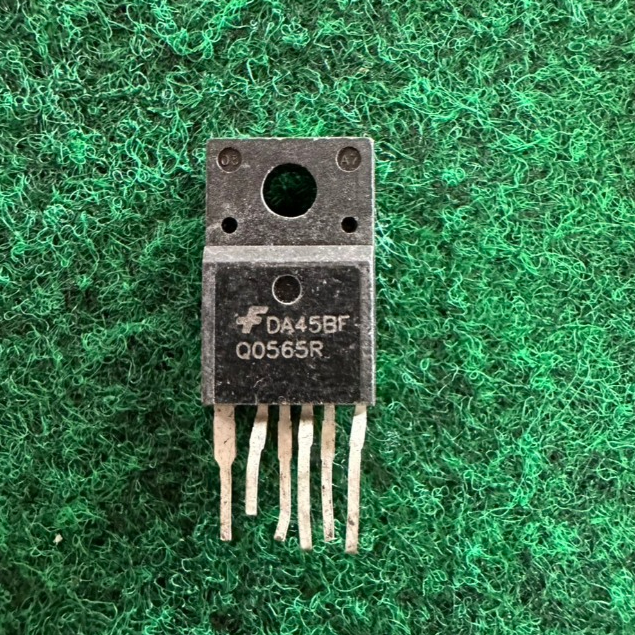 IC Q0565R FSQ0565R TO220F-6 1 ตัว