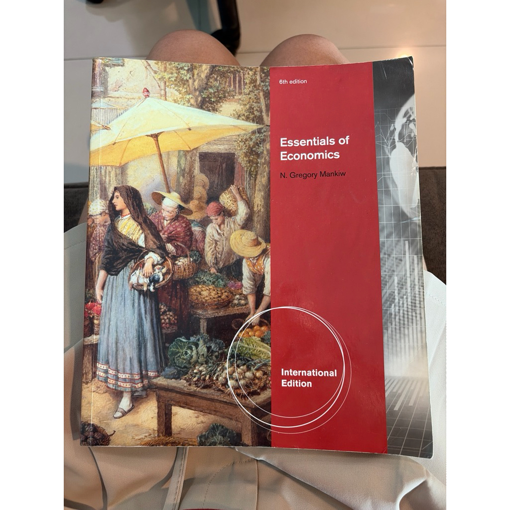 หนังสือ essentials of economics N.Gregory Mankiw มือสอง