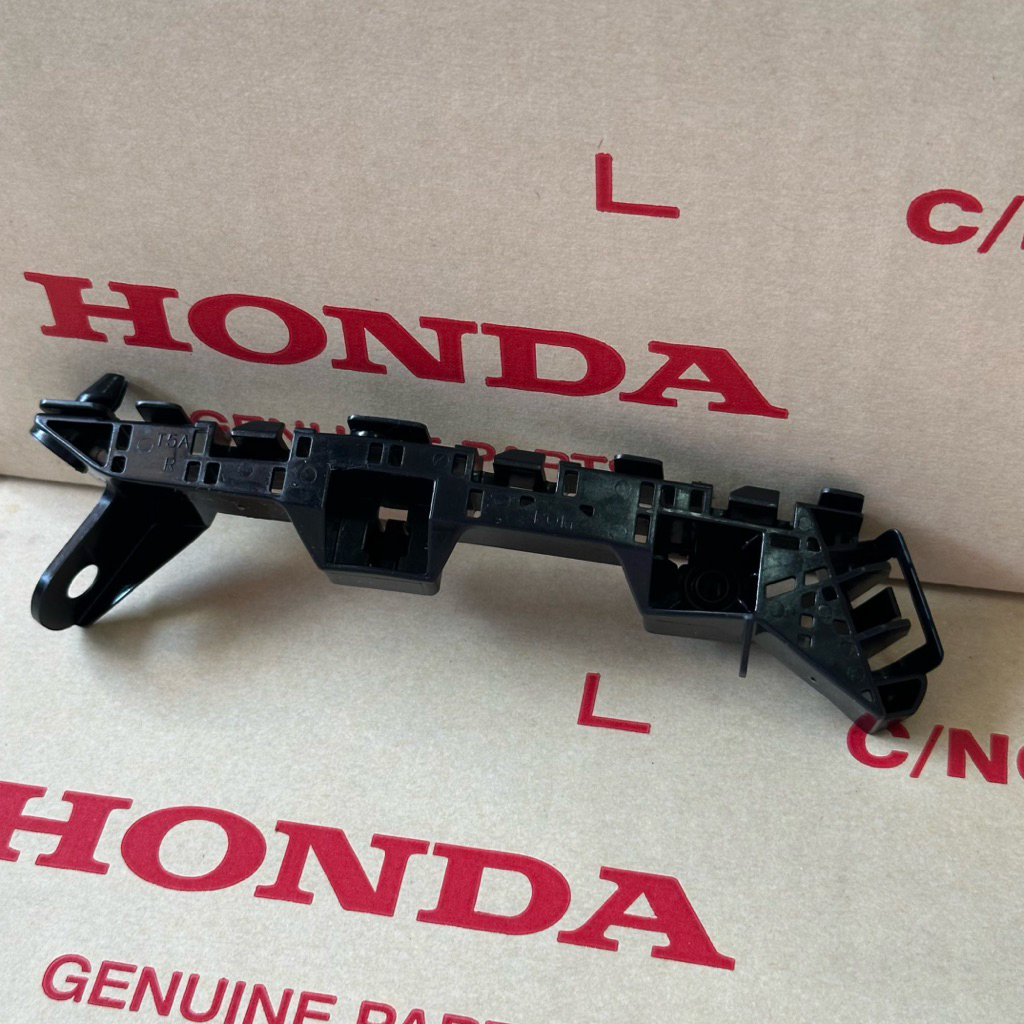 อะไหล่แท้ศูนย์ พลาสติกยึดกันชนหน้า JAZZ GK 2015-2022