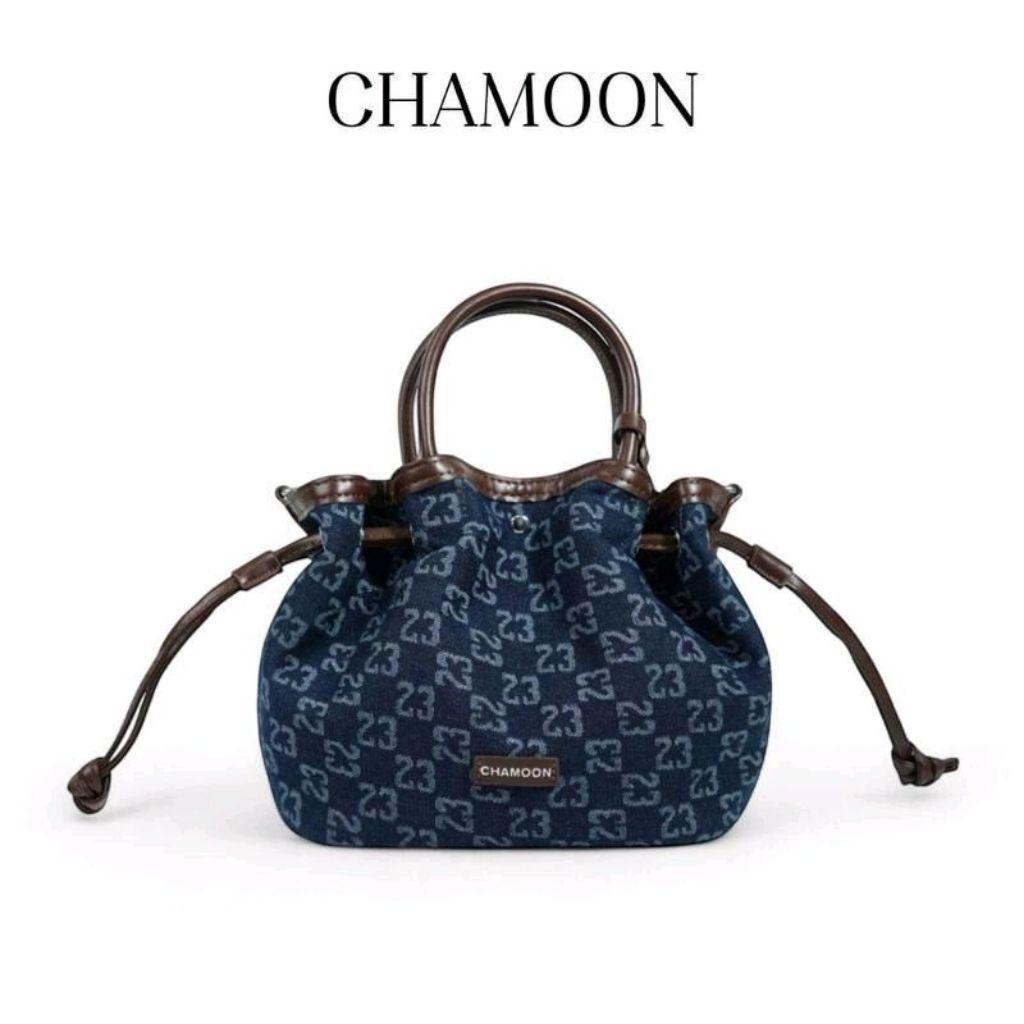 กระเป๋า Chamoon รุ่น CM5507 ทรงจีบผ้ายีนส์ สะพายข้างได้ พร้อมใบเล็ก