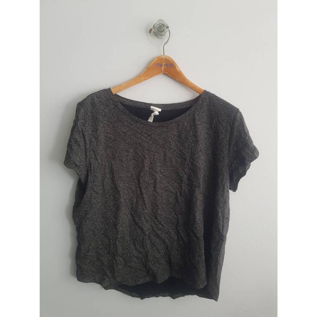 เสื้อยืดคอตตอน H&M XL 46/22