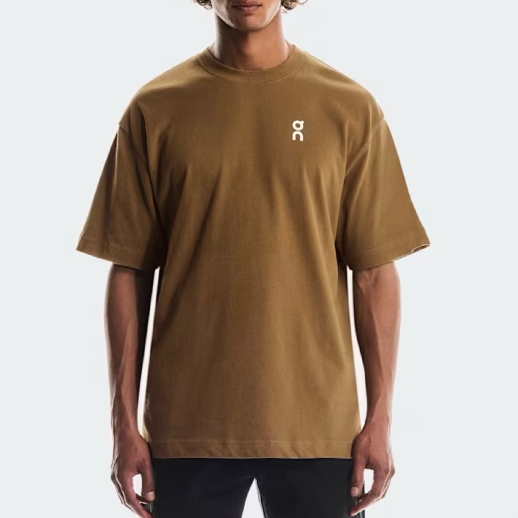 เสื้อลำลองจาก On รุ่น Club T | ของแท้ 100% จากชอปญี่ปุ่น   |  ใช้โค้ดส่วนลดสูงสุด 1,000฿