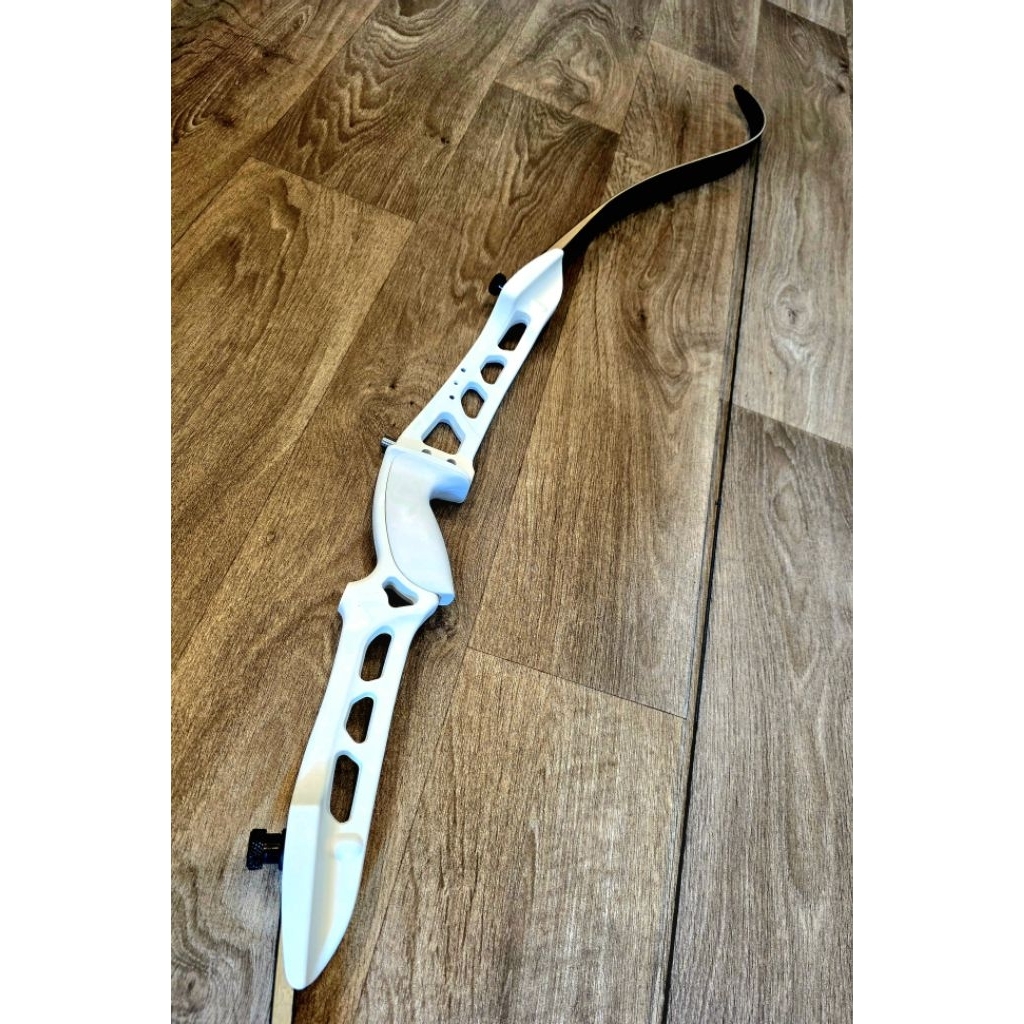 ธนู... Recurve… 66 นิ้ว