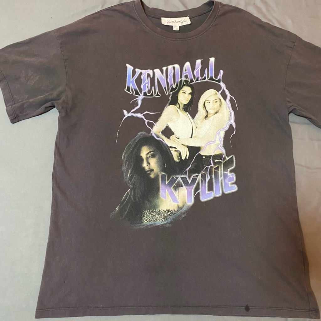 เสื้อ Kendall & Kylie Jenner ไซส์ L