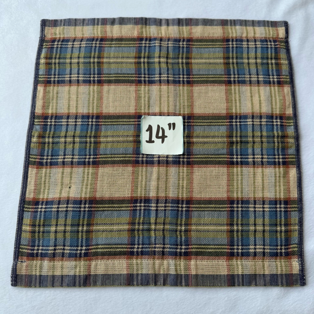 Daks London ผ้าเช็ดหน้า