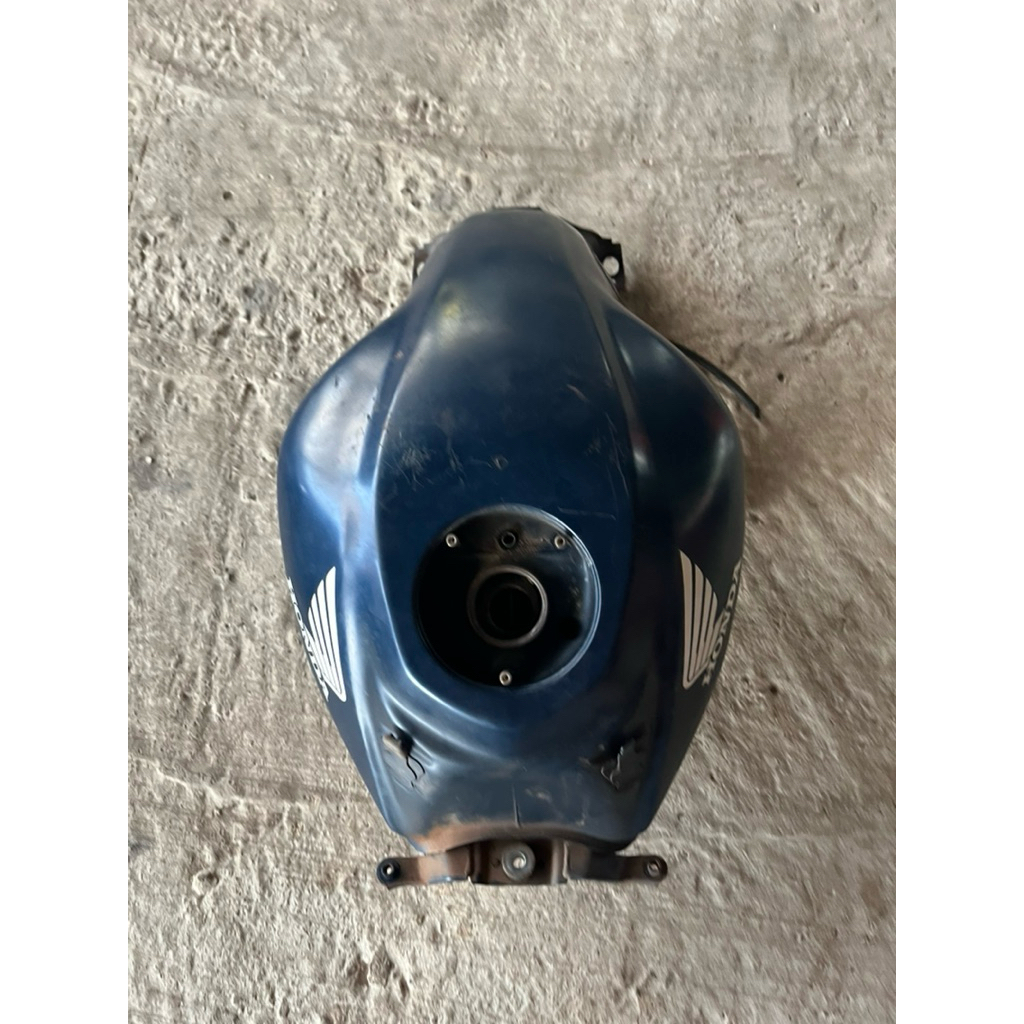 ถังน้ำมันcbr150r2019มือสอง