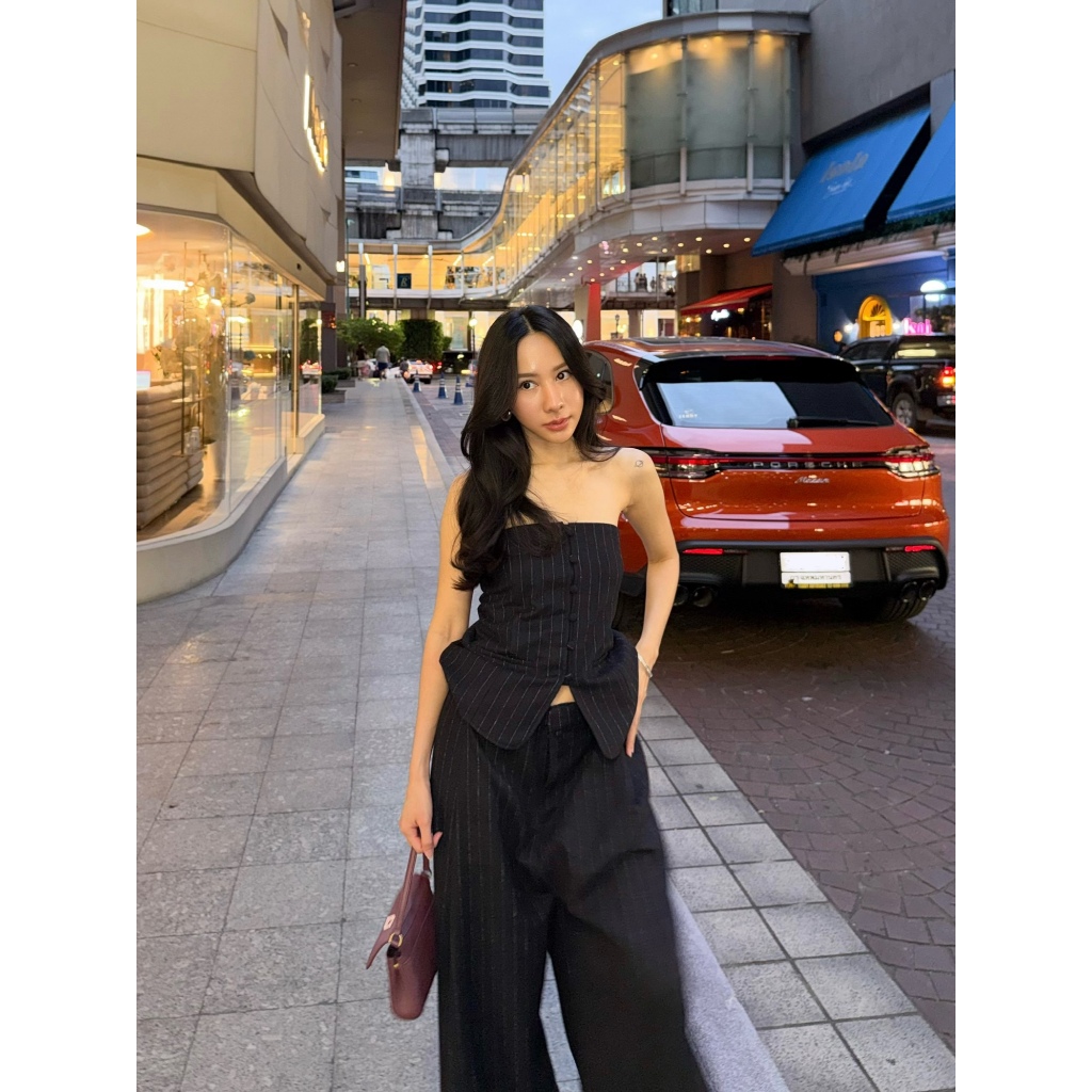 Vienna pants กางเกงเอวต่ำทรงขาบาน ใส่แล้วทำให้ดูขายาวสุดๆ (เฉพาะกางเกง)