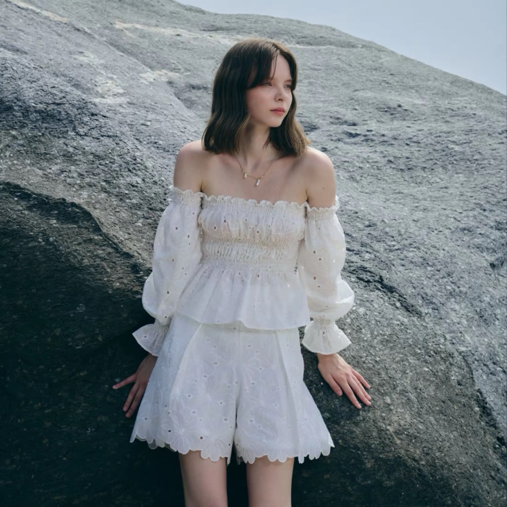 ETOILE BNKกางเกงS+เสื้อM เซ็ต2ชิ้น ของใหม่ ใส่แค่ลอง ป้ายครบshop3000+