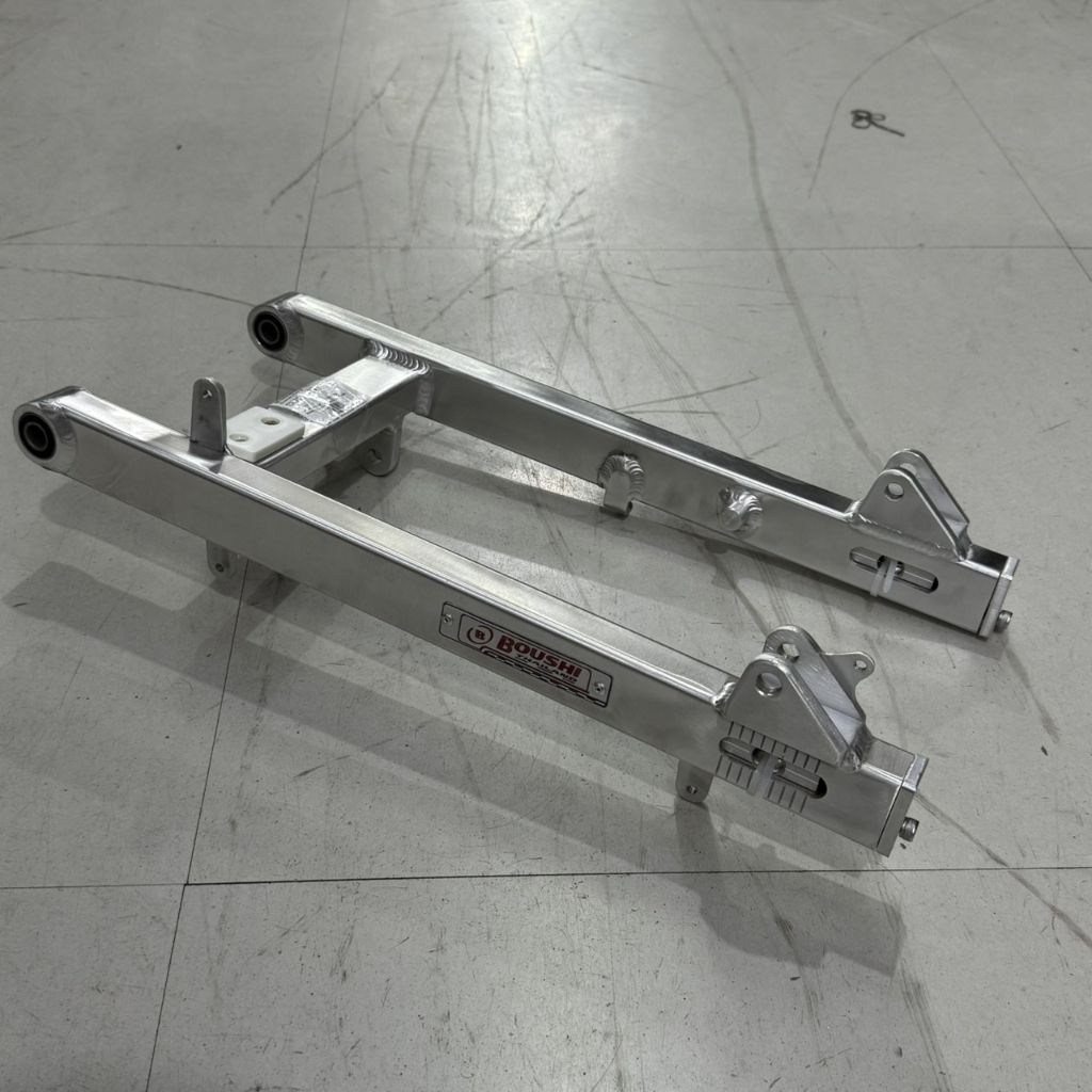 สวิงอาร์มสนาม (BOUSHI) SPN รุ่น: WAVE-125(ไฟเลี้ยวบังลม)S2 ใส่บังโซ่เดิม รหัสBCT-C049706