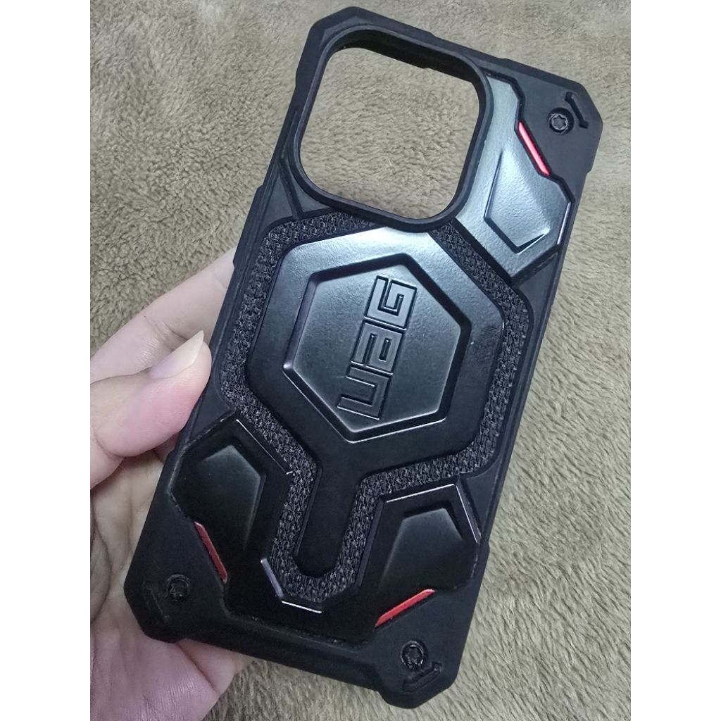 Case UAG Iphone 15 Pro