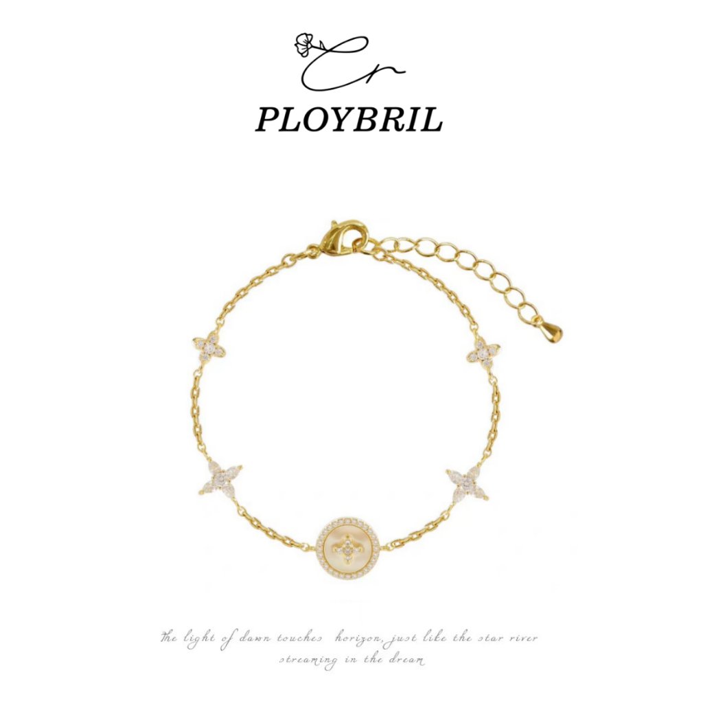 PLOYBRIL💕สร้อยข้อมือโคลเวอร์สี่แฉกหอยมุก 18K สร้อยข้อมือนำโชค เหมาะสำหรับให้เป็นของขวัญ S002