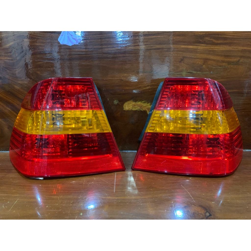 ไฟท้าย BMW e46 facelift (รุ่นตายก)