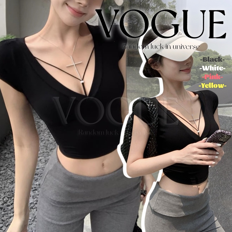 Vogue🌟พร้อมส่ง🌟 เสื้อครอปแขนสั้น คอวี เสริมฟองน้ำในตัว ยืดพอดีตัว (FY5119)