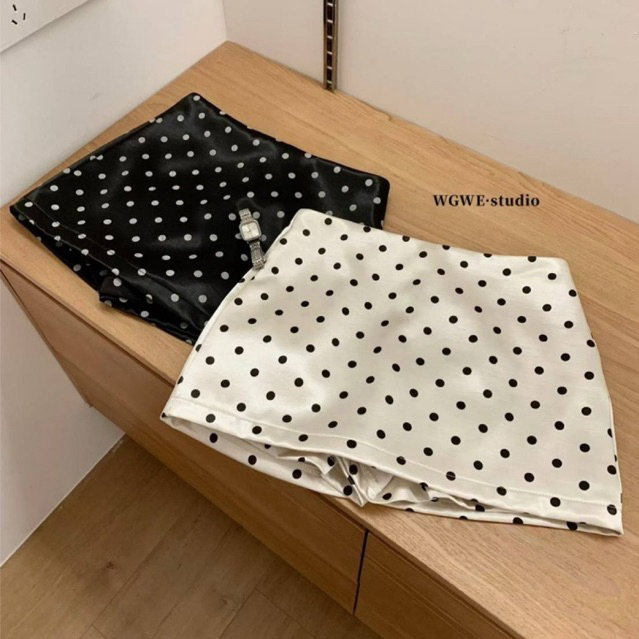พร้อมส่ง✅กระโปรงสั้น POLKADOT TAG : WG.WE🇰🇷 มีซับในกางเกง ทรงสวยผ้าดี ใส่ได้ตลอด ไม่มีตกเทรนแมตช์ง่ายค่า