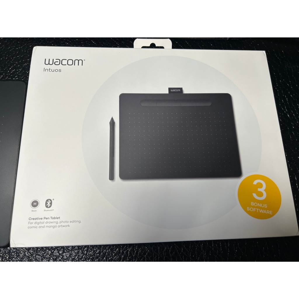 Wacom Intuos M Black (Bluetooth) (มือสองใหม่เหมือนแกะกล่อง) ใช้แบบไร้สายได้ CTL-6100WL/K0-CX (Black)