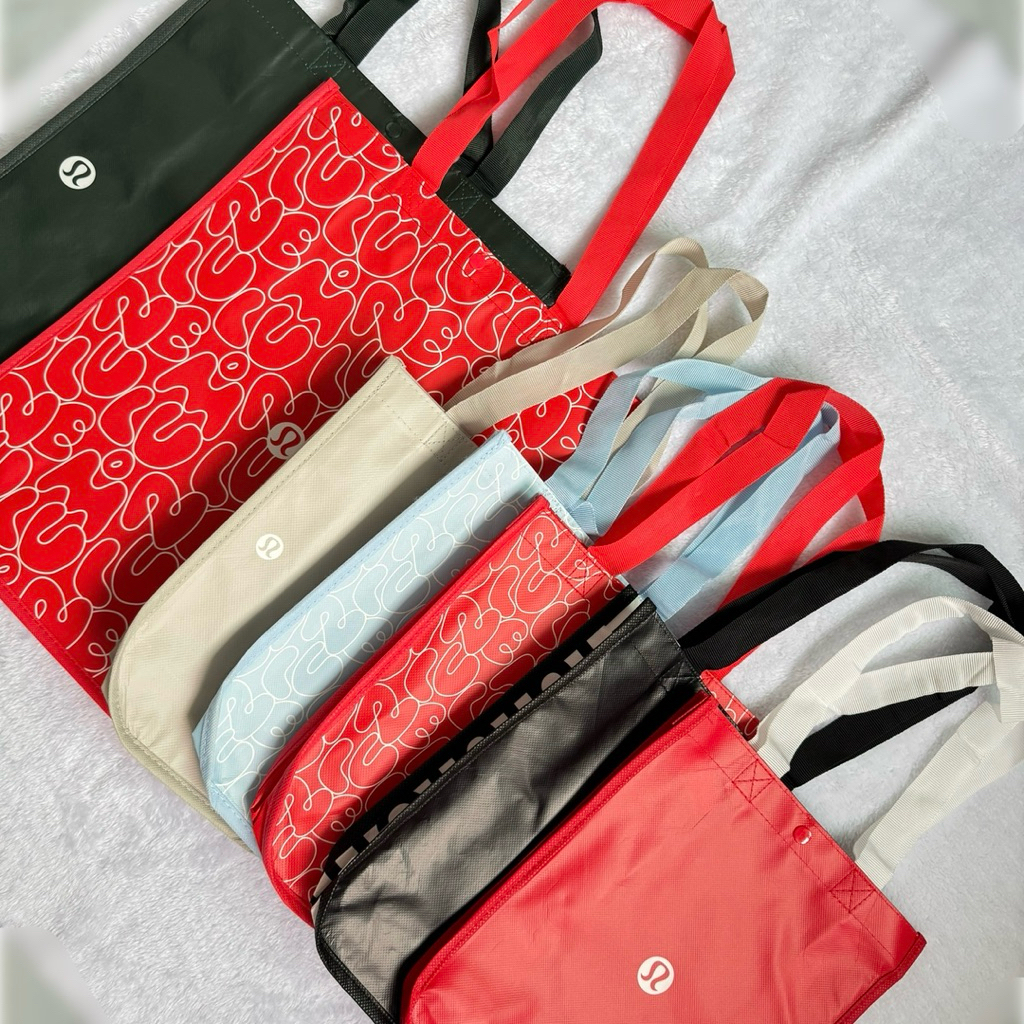 ถุง Lululemon ของแท้ มี 2 ขนาด *มีอัพเดทลายใหม่