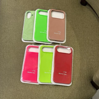**พร้อมส่งในไทย Caseไอโฟน17 17Air 17pro 17promaxกำมะหยี่โลโก้ เนื้อซิลิโคน สีพื้น สำหรับรุ่นไอโฟน17promaxสินค้าพร้อมส่ง