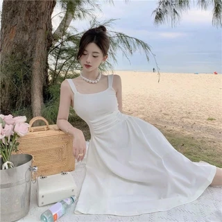 iBlue🦕พร้อมส่ง🌼กระโปรงยาว ทรงเอ เอวแคบ ชุดขาว ใส่แล้วดูผอม เข้ารูป ชุดไปทะเล สําหรับผู้หญิง