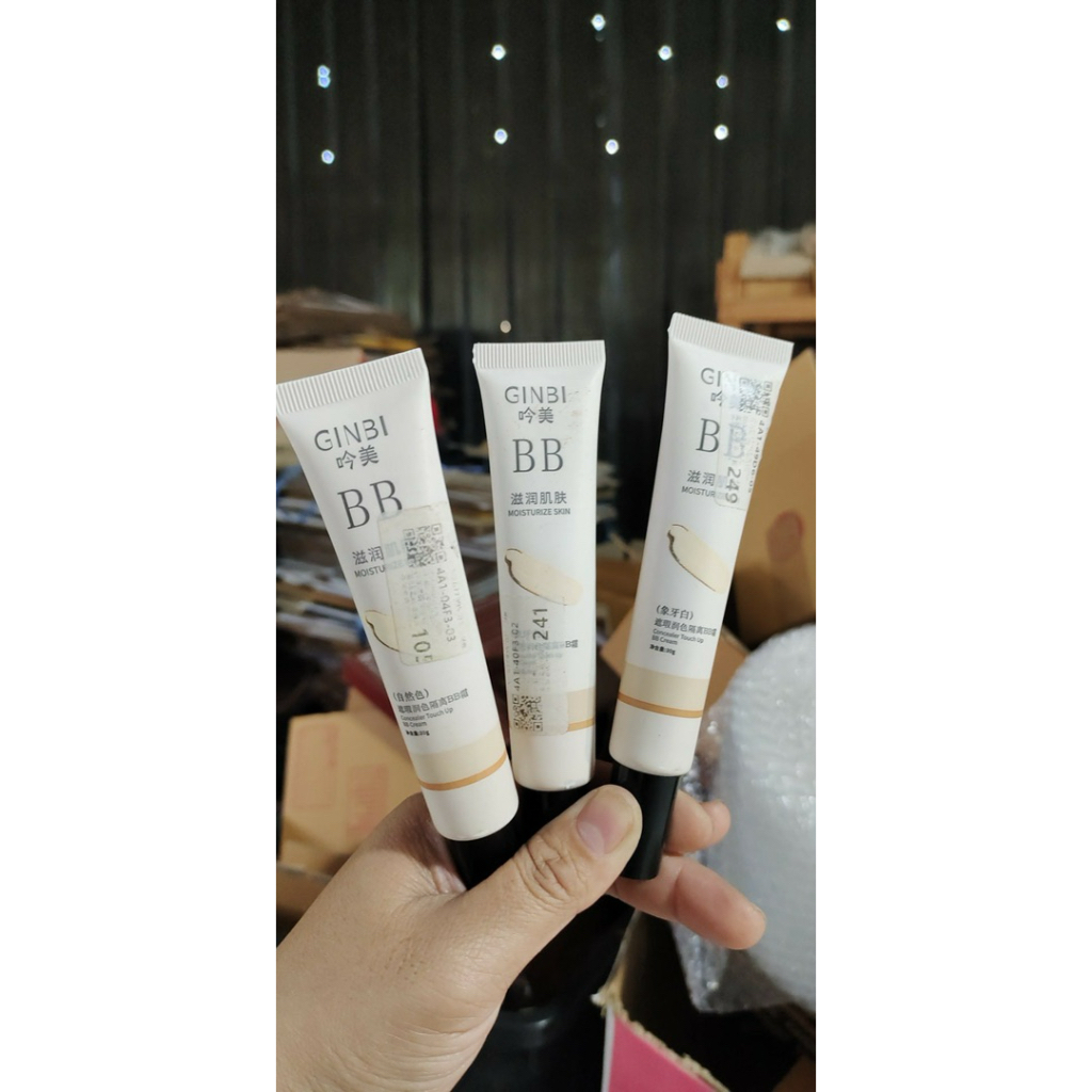 คอนซีลเลอร์ BB ครีม  สีขาว บล็อกสีไม่จำกัด ให้ความชุ่มชื้นแก่ผิว สุทธิ 30 g.