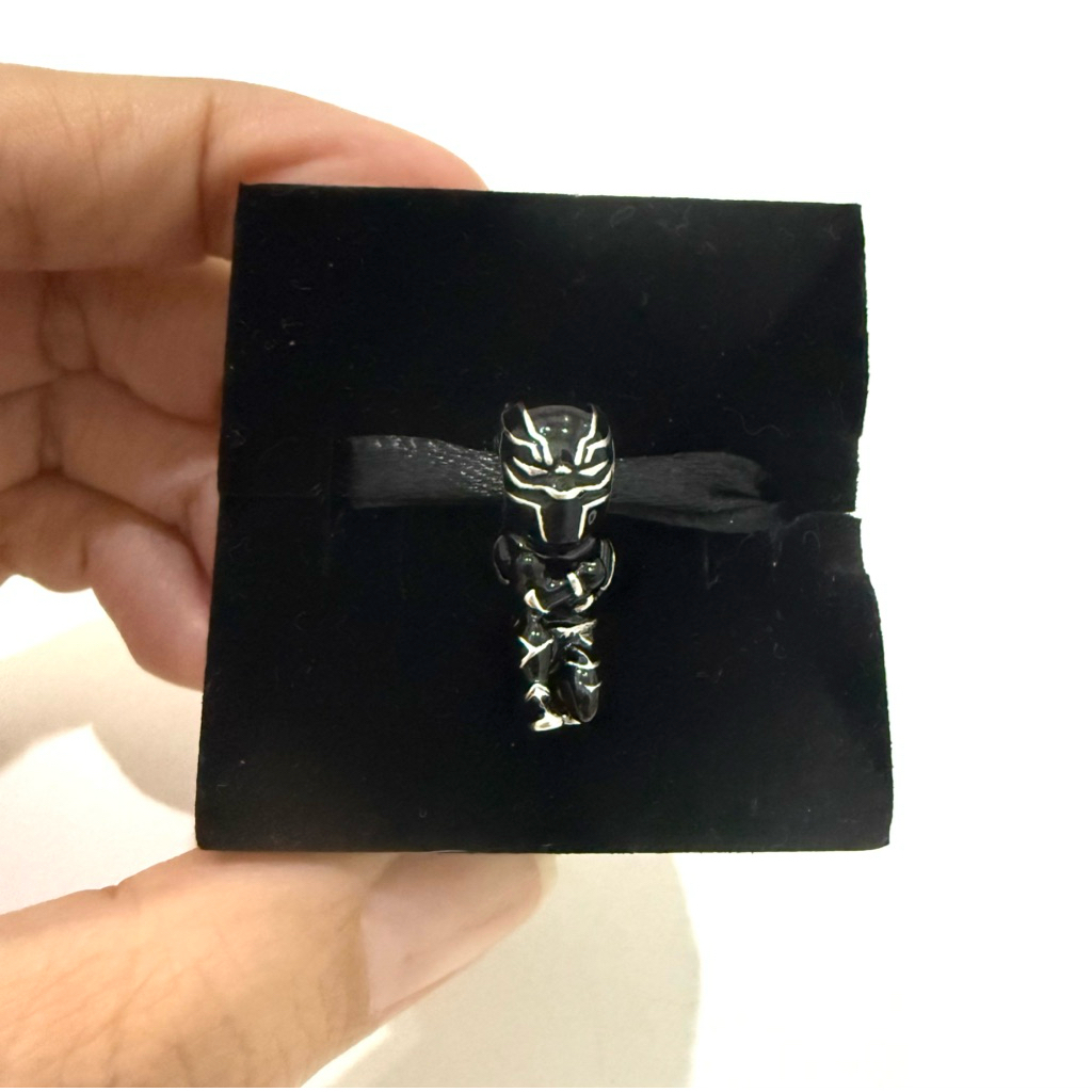[พร้อมส่ง แท้100%] Marvel The Advengers Black Panther Charm