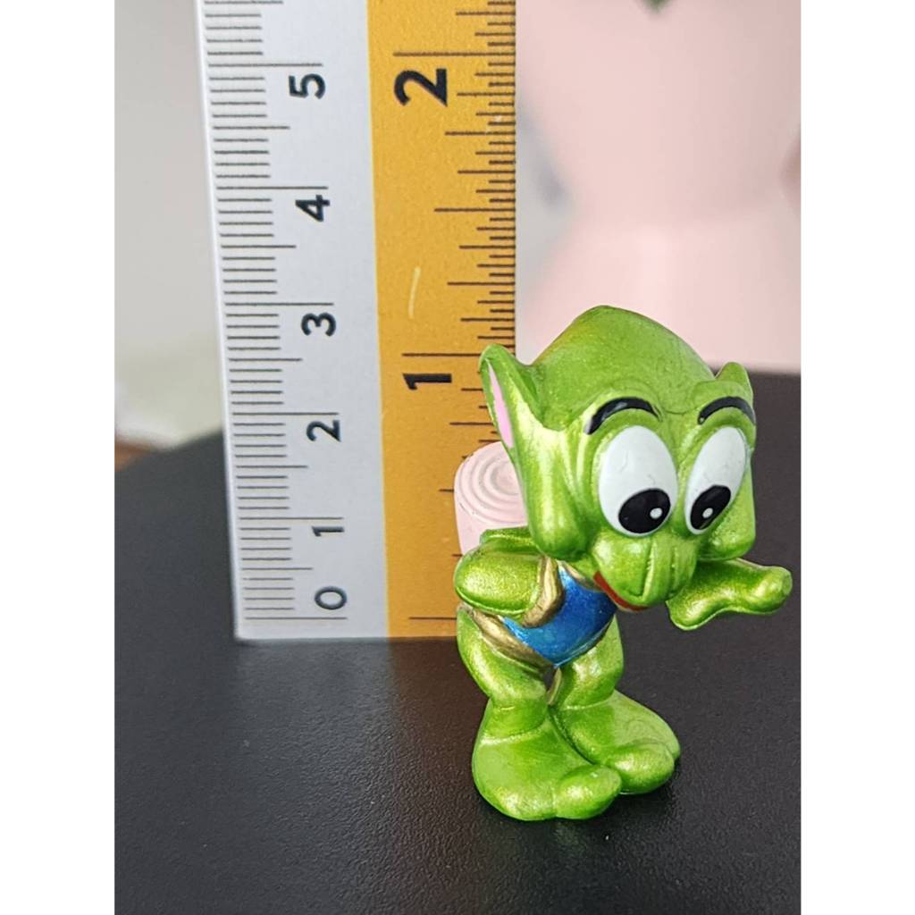 ฟิกเกอร์ ของเล่นสะสมจากไข่ช็อกโกแลต Kinder Surprise "Kinder Egg" มือ2(11/3)