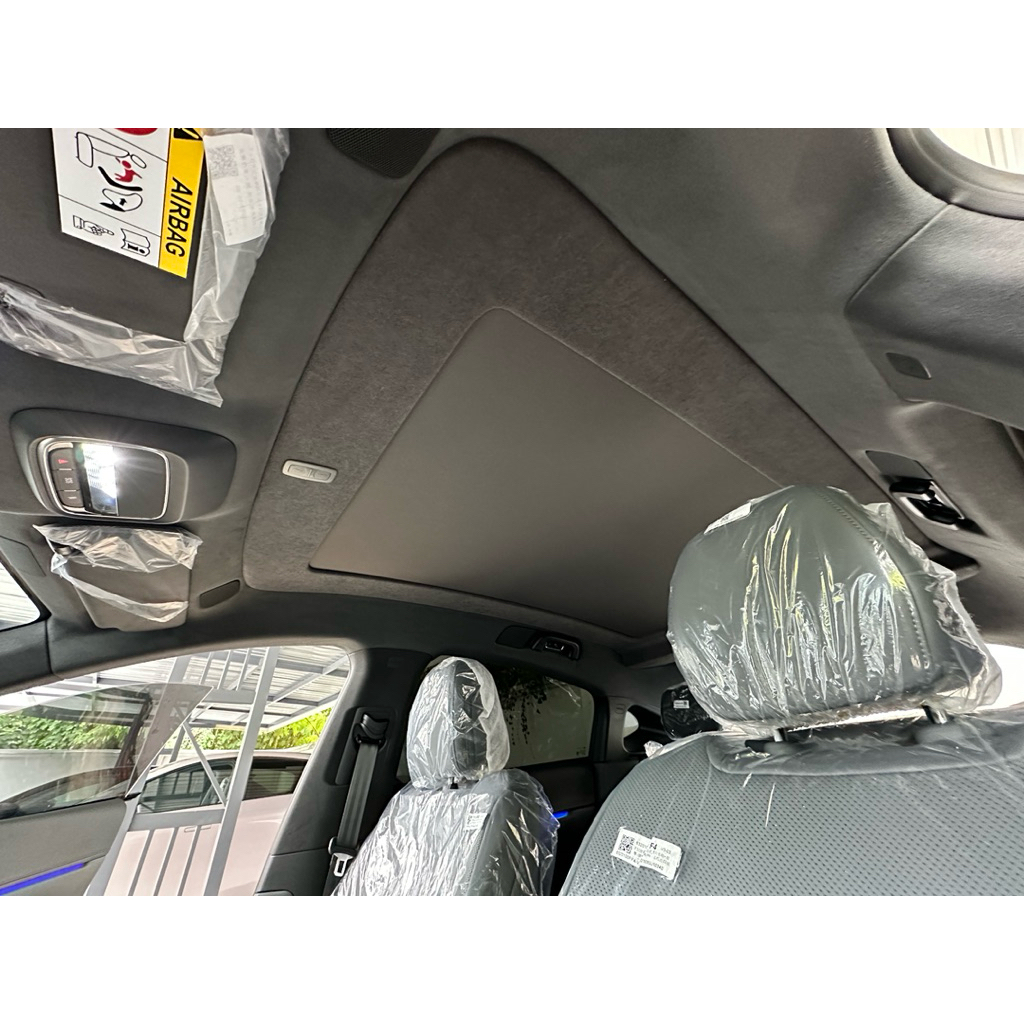มีของพร้อมติดตั้งฟรี ม่านไฟฟ้าV.1 รุ่น ปุ่มกดอย่างเดียว Xpeng G6 2025/2024มีของด้วย