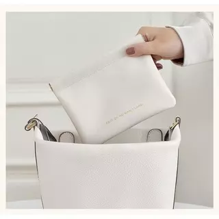 [ Gift ] Self-closing storage bag กระเป๋าใส่หูฟังอเนกประสงค์{ของขวัญที่ไม่ใช่แบรนด์ ANKER}
