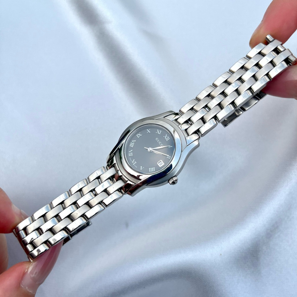 นาฬิกา Gucci 5500L แบรนด์เนมแท้100% สวยมากๆ ไม่แท้ยินดีคืนเงิน