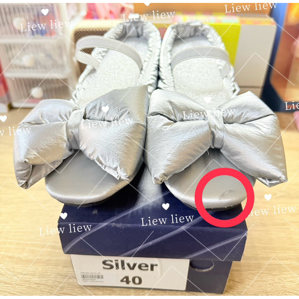 ส่รองเท้า Minx Shoes รุ่นMinnie รองเท้าMaryjane ประดับโบว์สีเงิน ไซส์40 ใส่ไป1ครั้งถ้วน  •มีตำหนิ1จุ