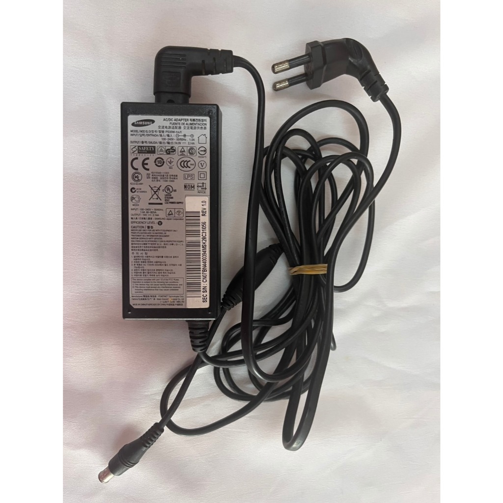 AD NB Samsung (5.5*3.0mm) 14.0V 2.14A Original