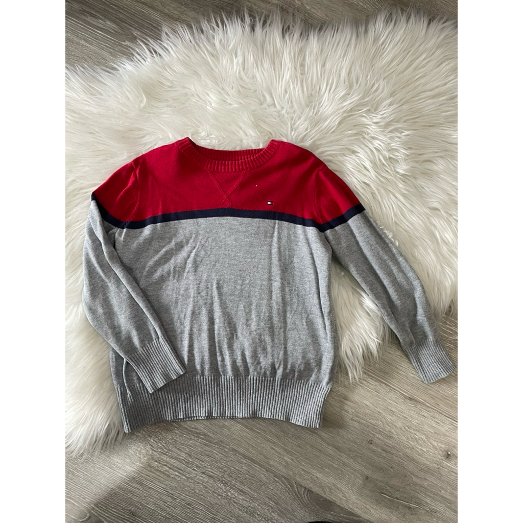 เสื้อไหมพรม Tommy Hilfiger 5t มือสอง