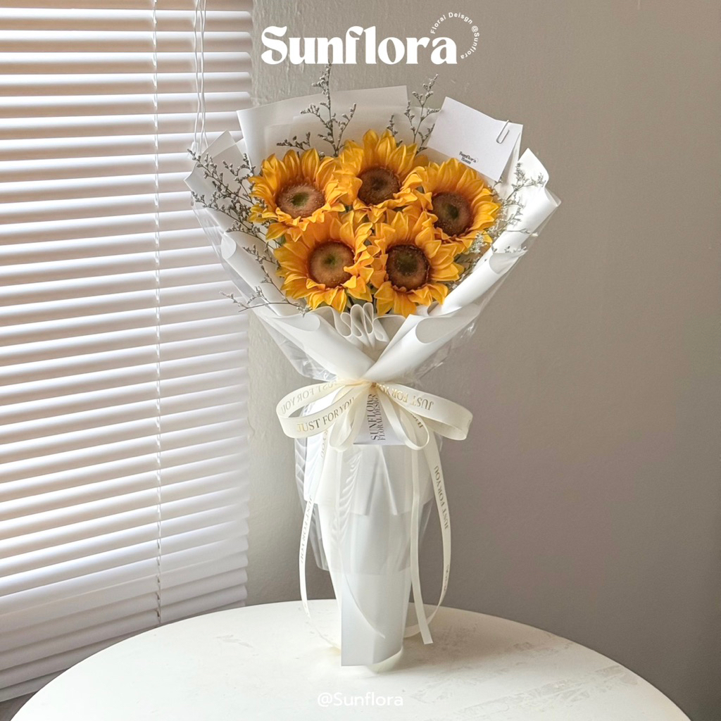 [Sunflora] ช่อดอกทานตะวันใหญ่ 5 ดอก ช่อดอกไม้ประดิษฐ์ ของขวัญวันเกิด วันครบรอบ รับปริญญา