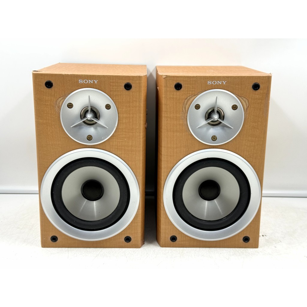 BH29 ลำโพงญี่ปุ่นมือสอง 1 คู่ (185-186) SONY SS-CMD595 50W 6 โอห์ม Woofer 4.5 นิ้ว Size ตู้ 16x21.5x