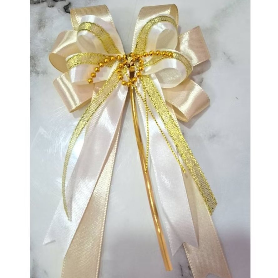 โบว์สำเร็จรูป💥สีครีม📌สินค้าพร้อมส่ง📌 ใช้ติดกล่องของขวัญกระเช้าของขวัญ วันปีใหม่ วันคริสต์มาส งานทำมือทุกชิ้น💥