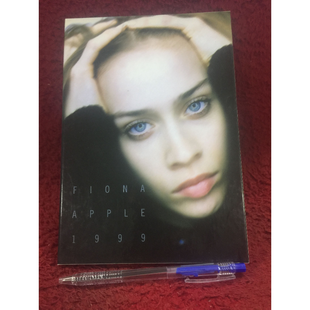 CD Fiona Apple – 1999 สภาพตามรูปปก M2-16