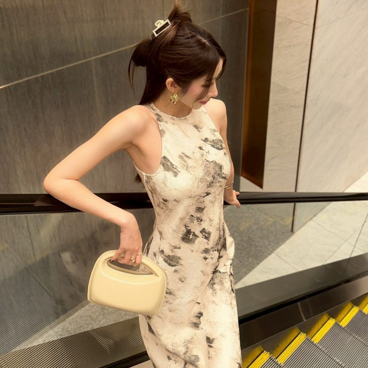 CHANUN  Veyra Dress เดรสแขนกุด (CN085)