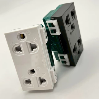 ปลํ๊กกราวด์คู่ แบบเสียบ XH-003 ยกกล่อง 20 ตัว