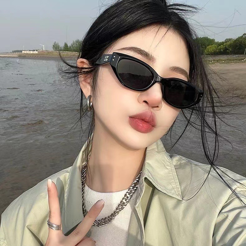 แฟชั่นใหม่แว่นตากันแดดแว่นตาวินเทจแมวตาแว่นตาแคบกรอบกันแดด UV พรีเมี่ยมความรู้สึกผู้หญิงแว่นตา รูปที่ 5