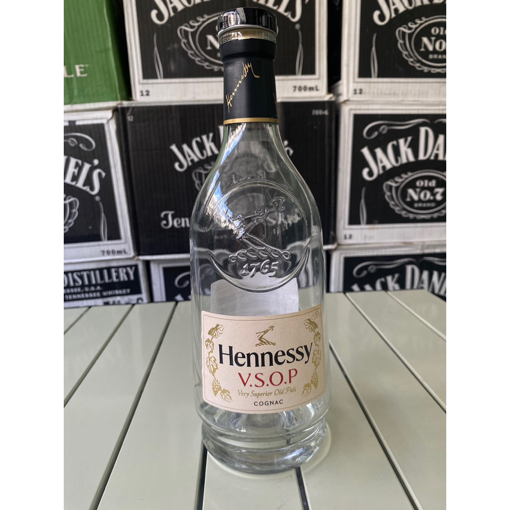 ขวดเหล้าเปล่า Hennessy VSOP
